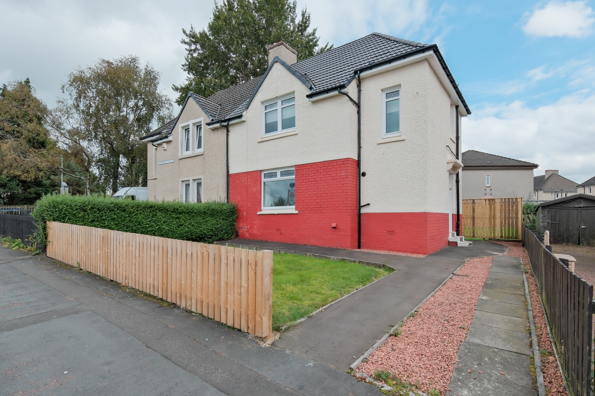 004-3 Loanhead Crescent, Newarthill, ML1 5AW